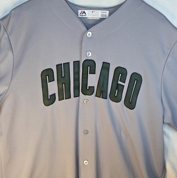 Majestic Gray Chicago Button-Up Jersey - Picture 1 of 8